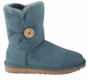 EUC UGG Bailey Button II in Everglade Teal Blue Boots size 8